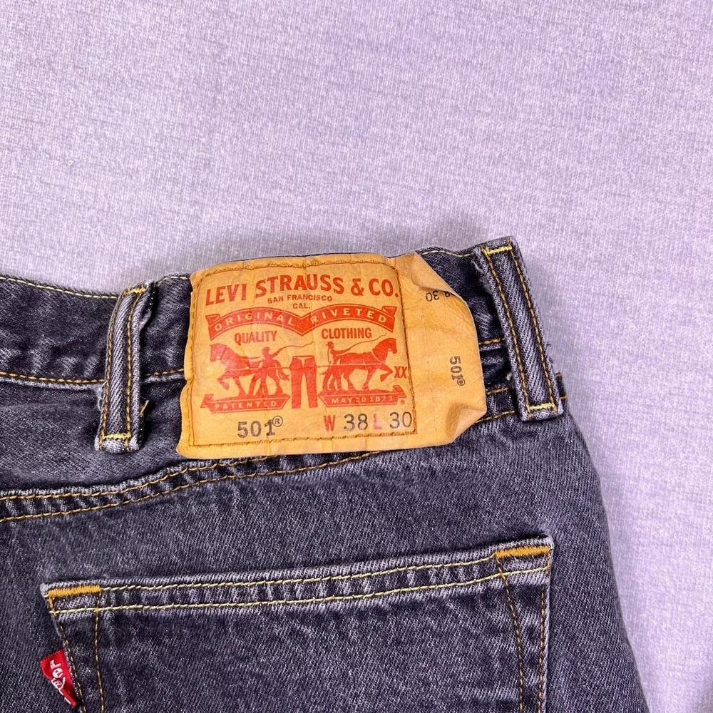 Levi's 501 Mens Black Denim Button Fly Outdoor Straight Leg Jeans Size 38x30
